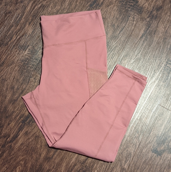 🔴2/$30 - Fabletics Power Hold Leggings - Picture 1 of 7